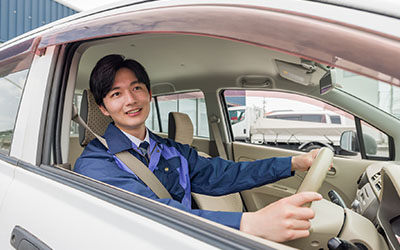 社員が働く様子